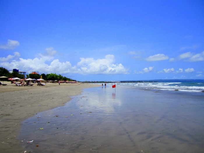 Kuta bali indonesia shopping alamy cart stock buy